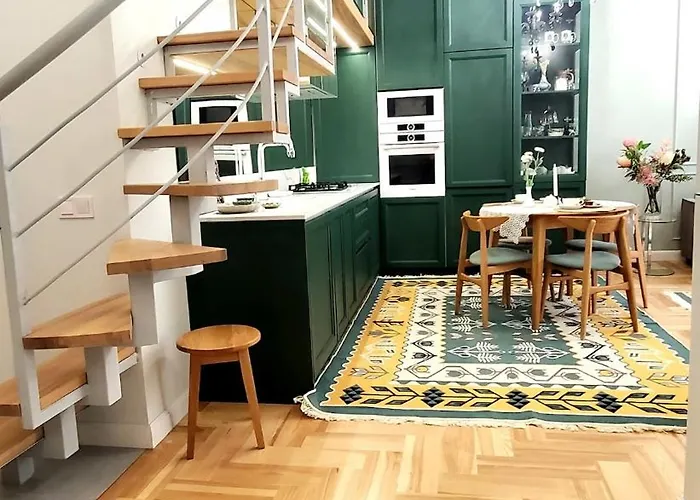 דירה Kookaburra Sauna Your Space For Recovery לבוב